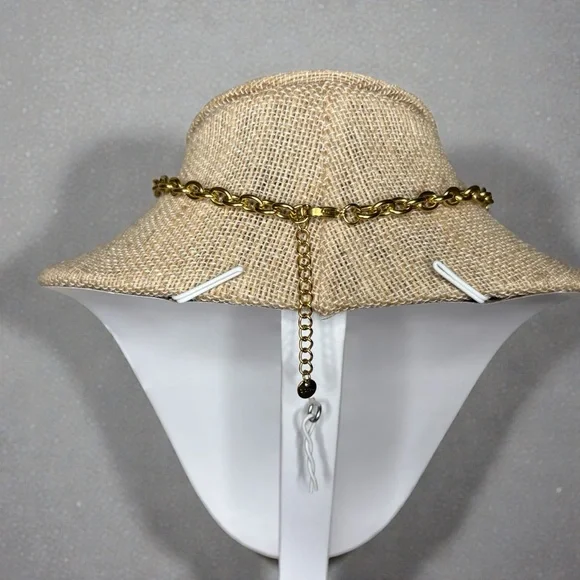 18k Gold Plated Pendant Necklace - Picture 4 of 5